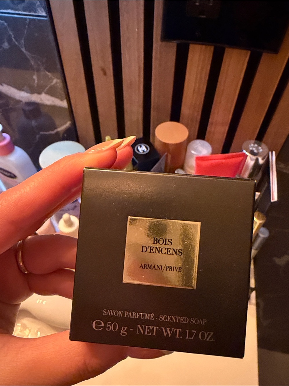 Giorgio Armani Black & Gold Bois d'Encens Scented Hand Soap